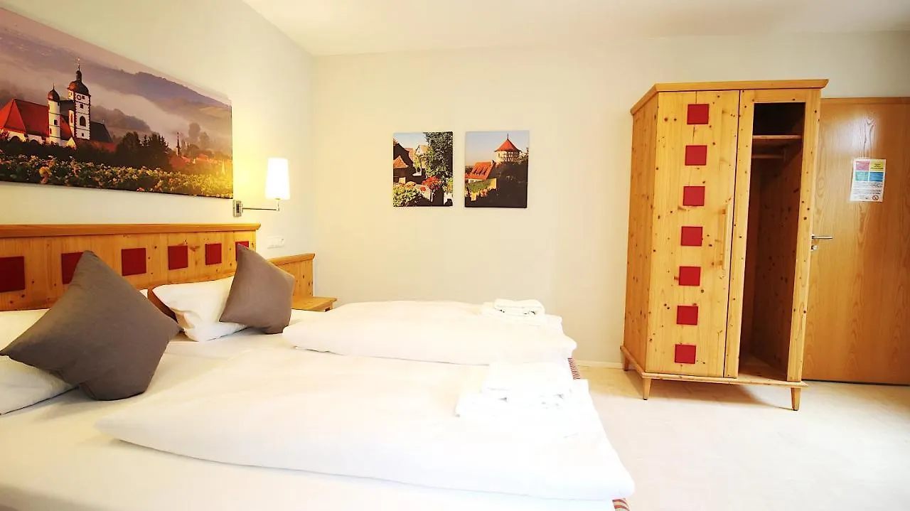Alte Schmiede Dettelbach Hotel 0*,  Tyskland